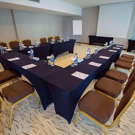 Hotel Park By Radisson Kavacik 4*
