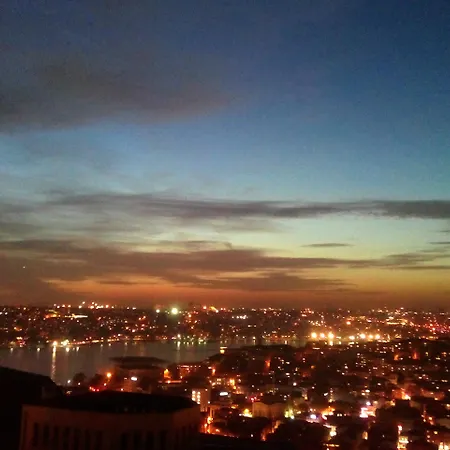 The Pera Hill 4*