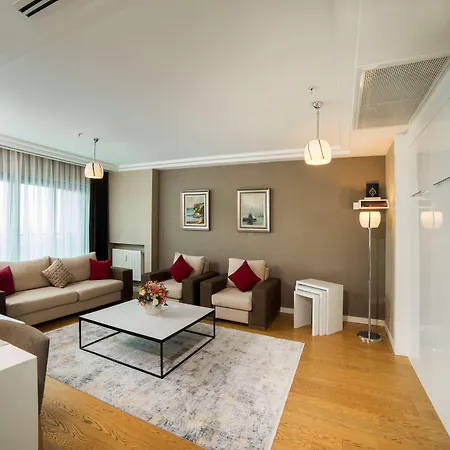 Hotel Radisson Residences Avrupa Tem Estambul