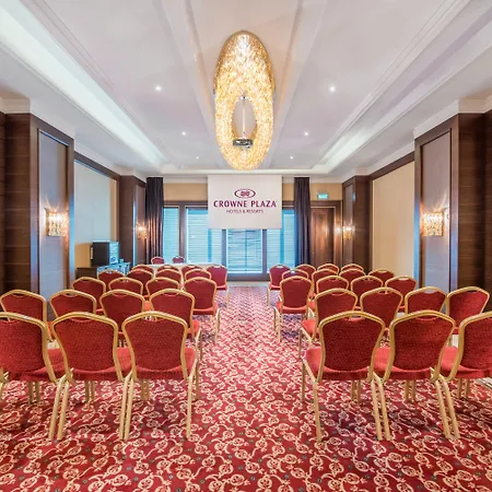 Crowne Plaza By Ihg 5* Istanboel