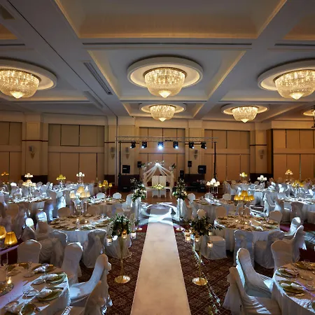 Crowne Plaza By Ihg 5* Istanboel