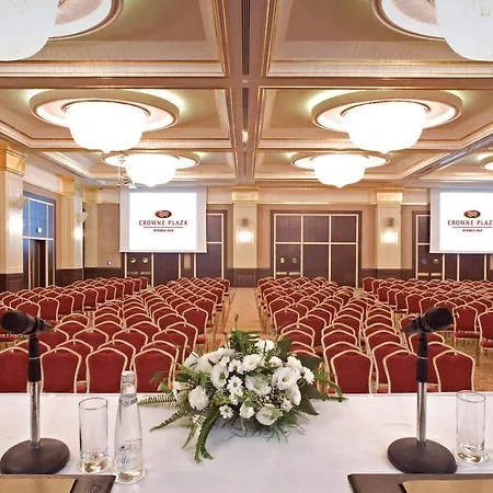 Crowne Plaza By Ihg Hotel Istanboel