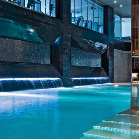 Crowne Plaza By Ihg 5* Istanboel