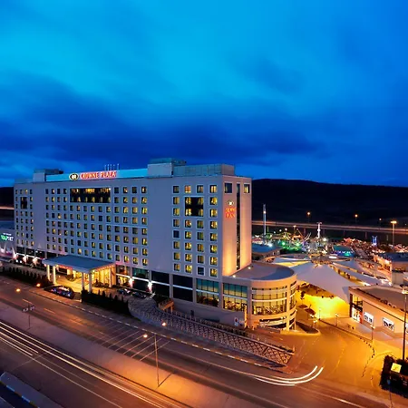 Hotel Crowne Plaza By Ihg 5*