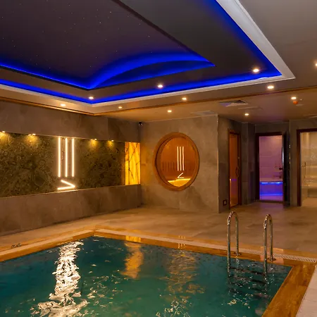 מלון Ramada By Wyndham Pera Taksim