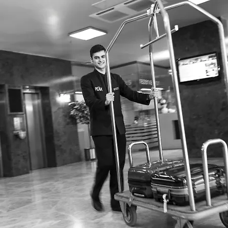מלון Ramada By Wyndham Pera Taksim איסטמבול