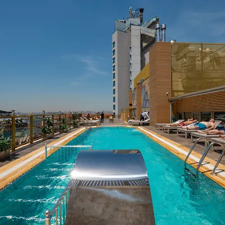 Ramada By Wyndham Pera Taksim 5* איסטמבול