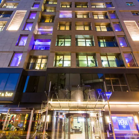 Ramada By Wyndham Pera Taksim איסטמבול