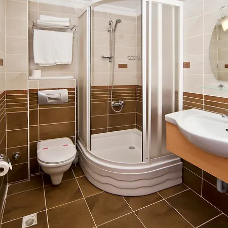 Kupeli Hotel 3*