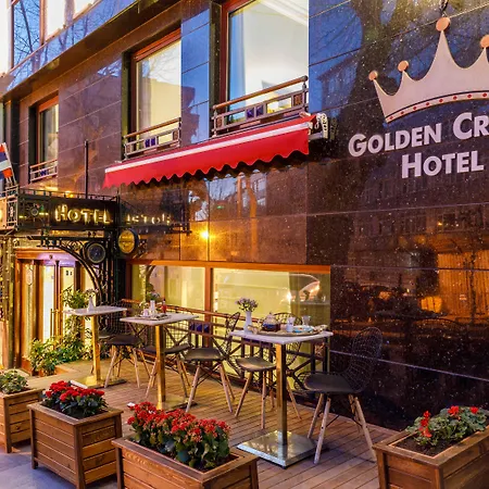 Golden Crown 3*