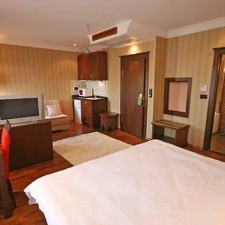 Mangana Hotel 4*