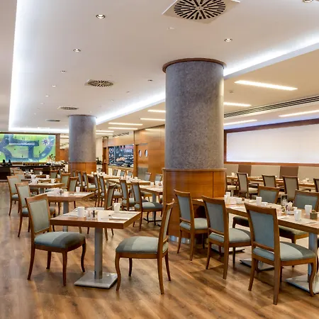 Ramada Plaza By Wyndham Center