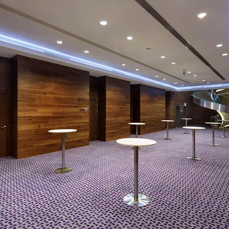 Hampton By Hilton Kayasehir 3* Istanbul