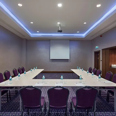 Hampton By Hilton Kayasehir Istanbul