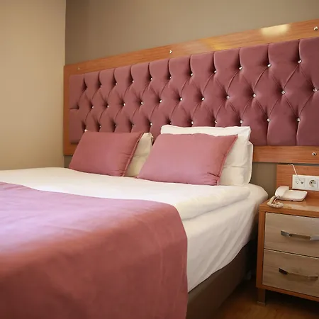 Hotel Black Pearl 3*