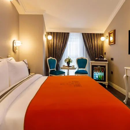 Amiral Palace Hotel&spa Hotel 4*