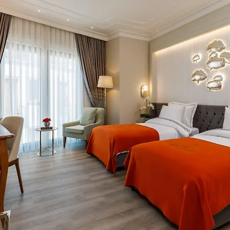 Amiral Palace Hotel&spa 4*