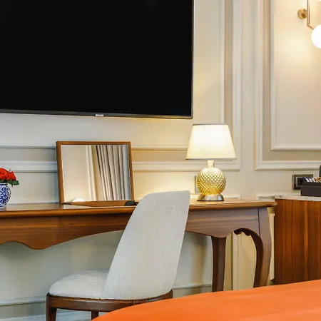 Amiral Palace Hotel&spa 4*