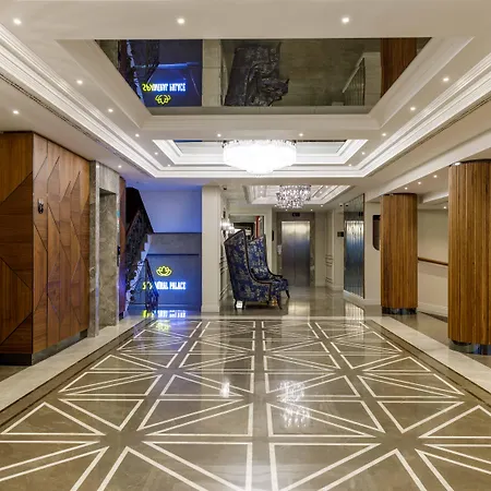 Amiral Palace Hotel&spa Hotel