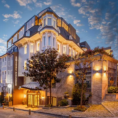 Amiral Palace Hotel&spa 4*