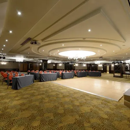 Hotel Eresin Topkapi 5*