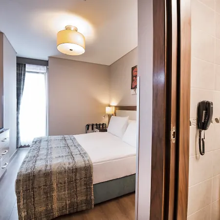 The Meretto Old City Hotel 4*
