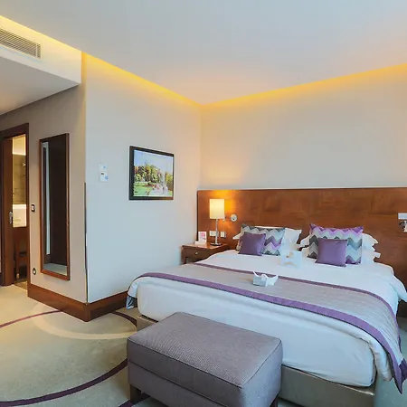 Hotel Crowne Plaza Oryapark By Ihg