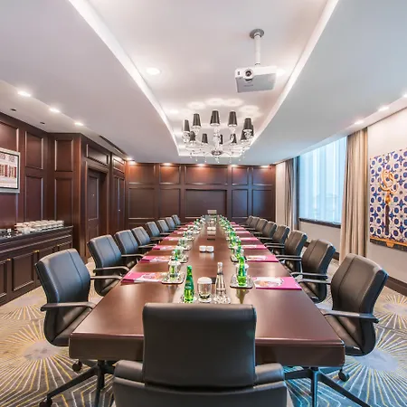 Crowne Plaza Oryapark By Ihg Ξενοδοχείο