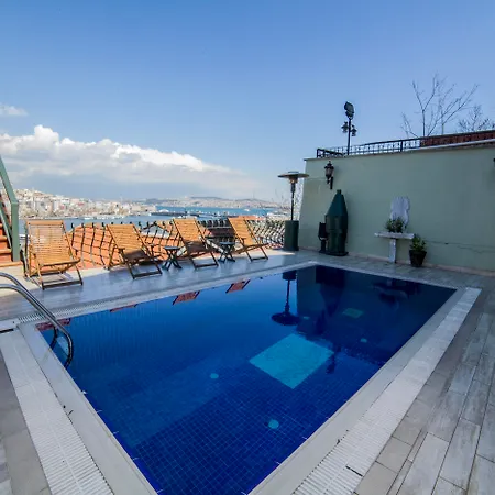Hhk Hotel 4*