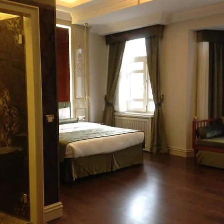 Taksim Star 3*