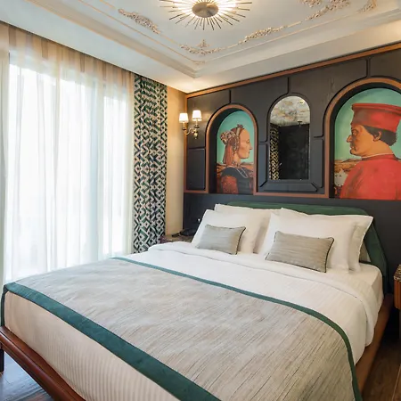 Tria Istanbul-special Category Otel 4*