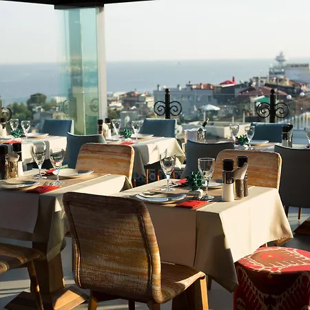 Otel Tria Istanbul-special Category 4*