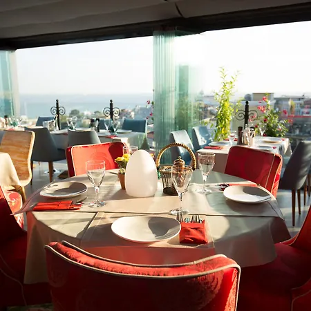 Tria Istanbul-special Category Otel 4*