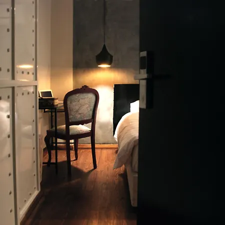 Sub Karakoy - Special Category Istanboel