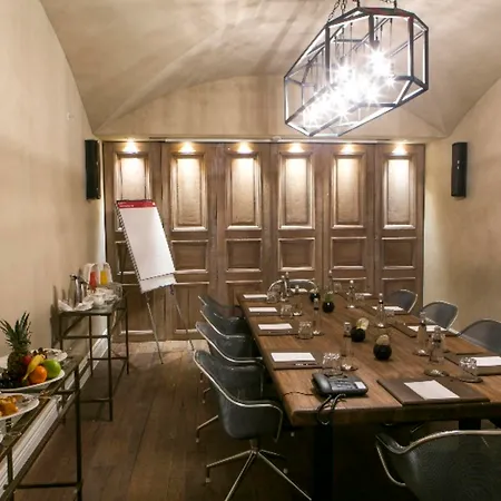 Hotel The Bank Istanbul, A Member Of Design 5*