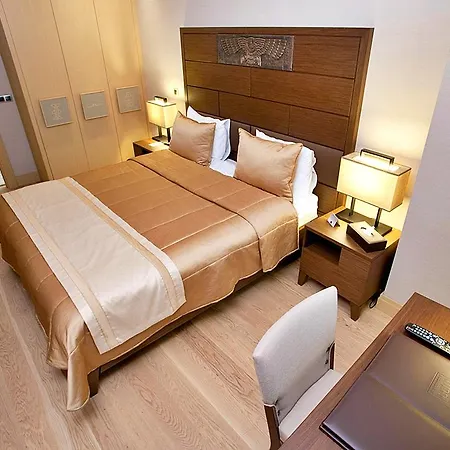 Отель Continental Pera 4*