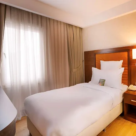 Mercure Bakirkoy 4*