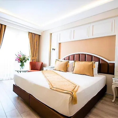 Boss Sultanahmet 4*