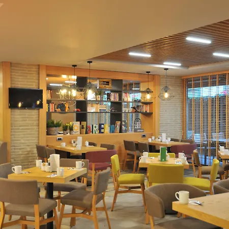 - Kadikoy By Ihg Hotel