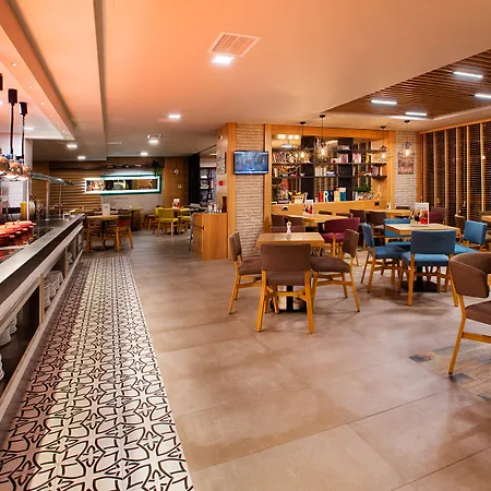 - Kadikoy By Ihg Hotel Istanboel