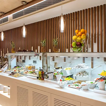 酒店 木卡尔纳斯塔克西姆酒店