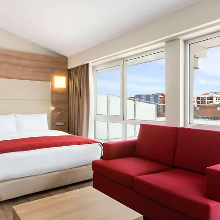 Ramada Encore Kartal Hotel 4*