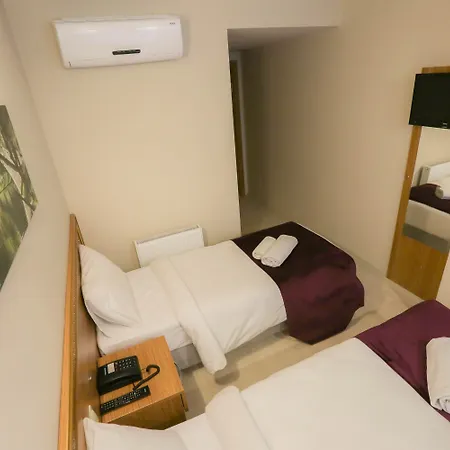 Ξενοδοχείο Grand Airport 3*