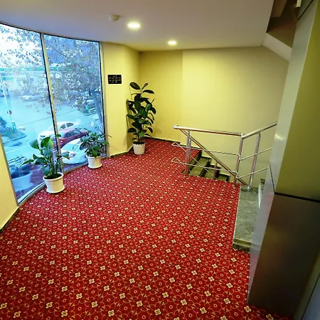 Hotel Grand Airport