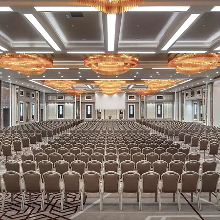 Hilton Bakirkoy 5*