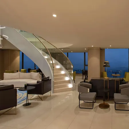 Hilton Bakirkoy 5*