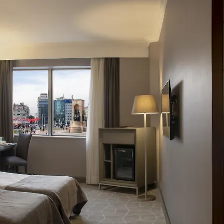 Taksim Square Hotel 4*