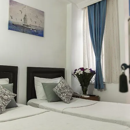 The House Of Tulpan Hotel