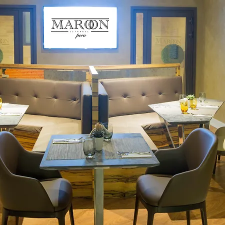 Maroon Pera
