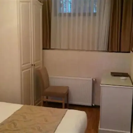 Taksim Pera Orient Отель 4*
